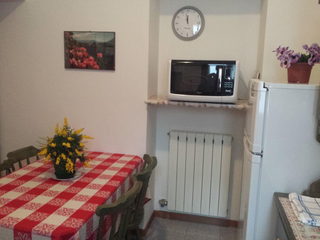 Appartamento Via De Vit Stresa Esterno foto