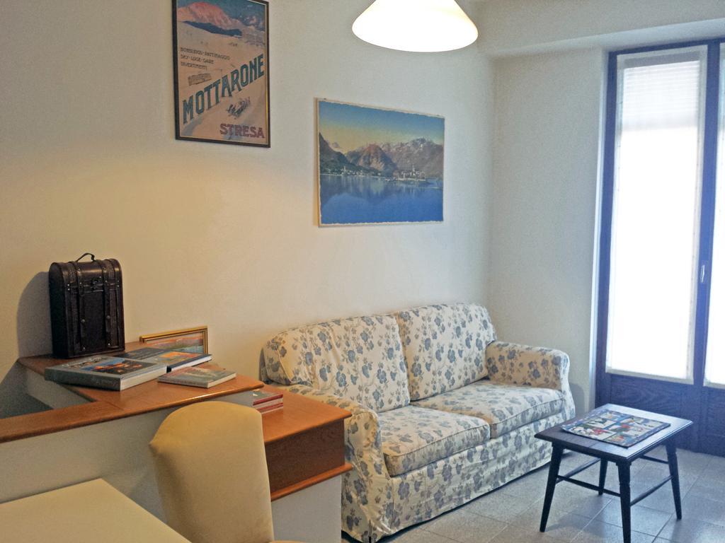Appartamento Via De Vit Stresa Esterno foto