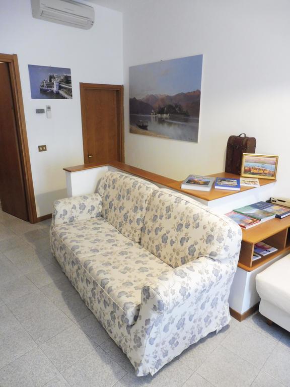 Appartamento Via De Vit Stresa Esterno foto
