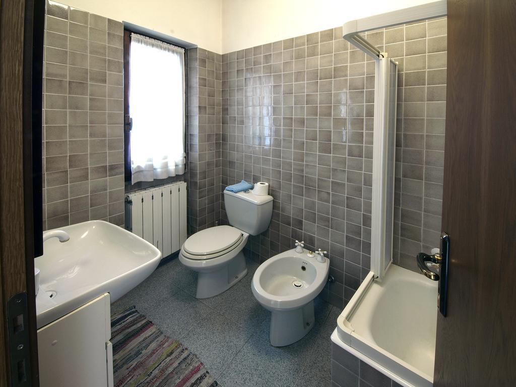Appartamento Via De Vit Stresa Esterno foto