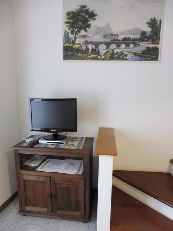 Appartamento Via De Vit Stresa Esterno foto