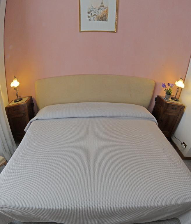 Appartamento Via De Vit Stresa Esterno foto