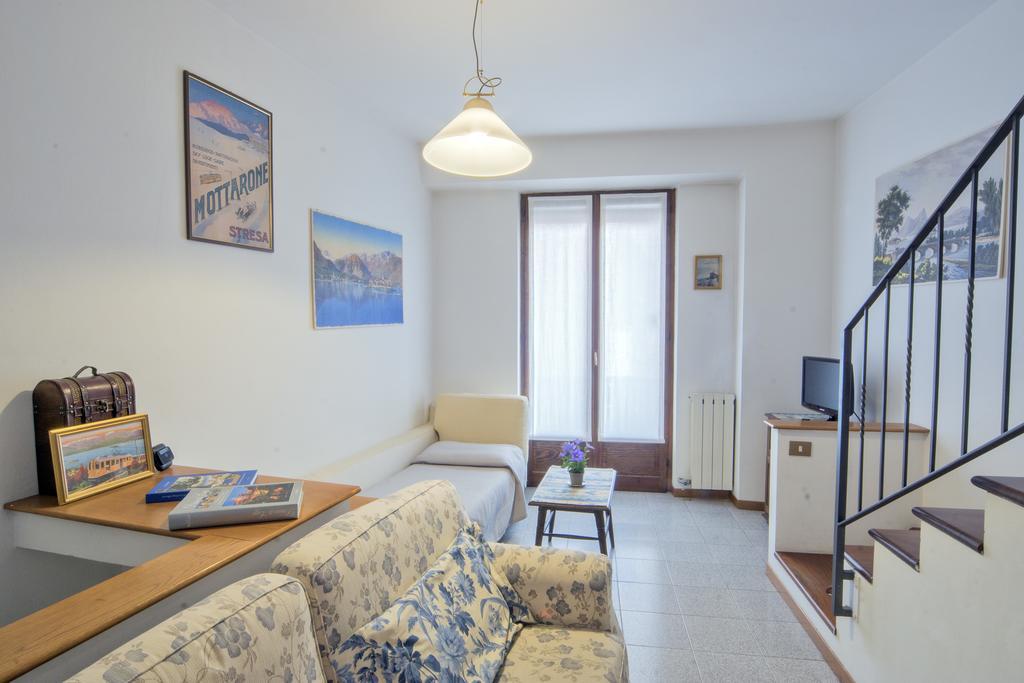Appartamento Via De Vit Stresa Esterno foto